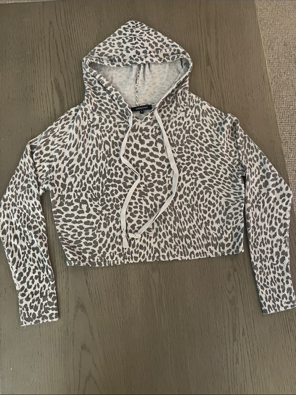 Olivaceous Gray Leopard Print Cropped Hoodie